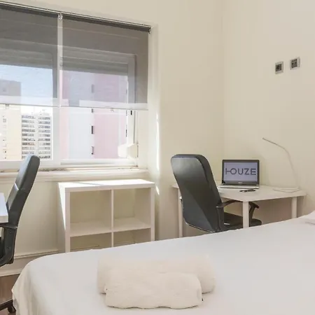 Houze_city Center, 4rooms Flat W/ Great Terrace Апартаменти